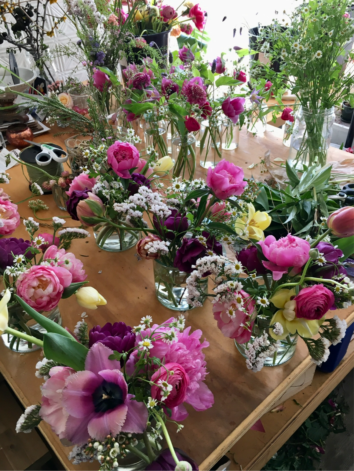Spring arrangement workshop at Super Bien!