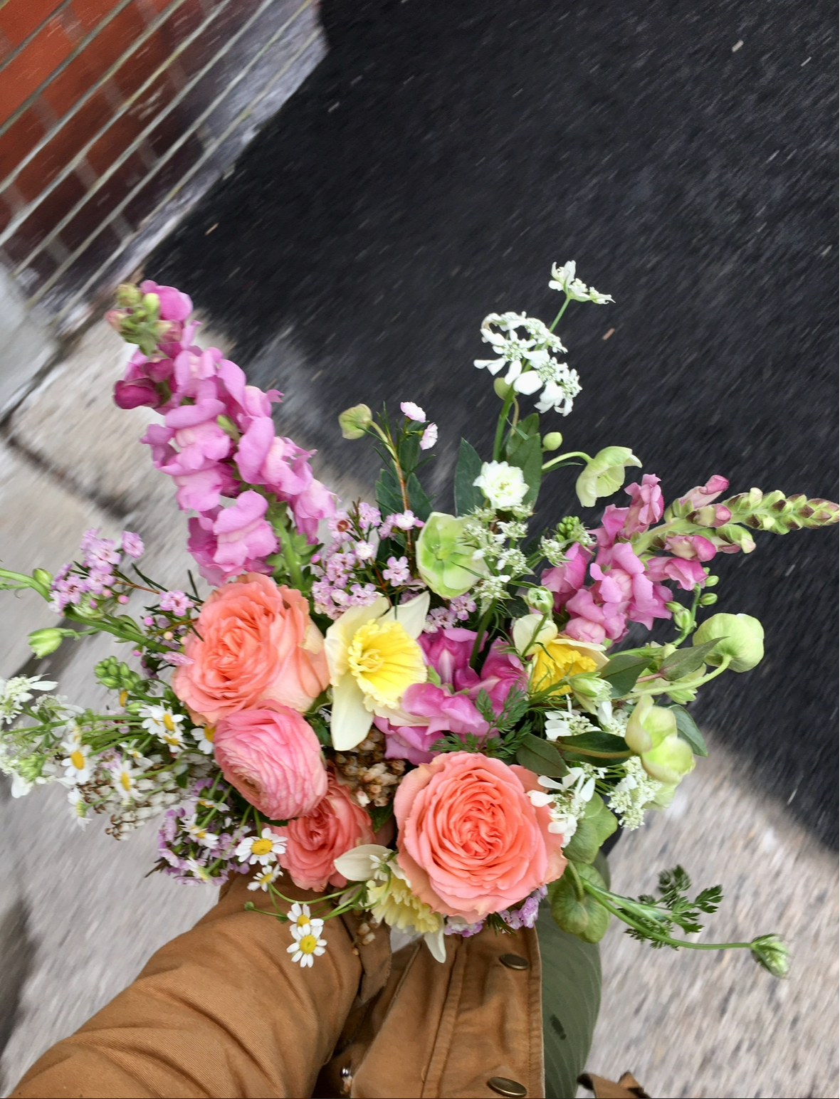 Spring arrangement workshop at Super Bien!